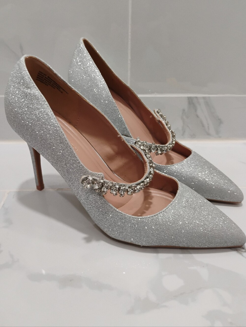 BCBGENERATION BRANDA SILVER GLITTER & RHINESTONE STRAP POINTED TOE PUMPS NWOT